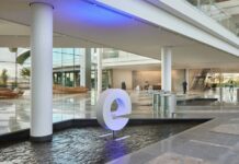 Expedia призначає першого головного спеціаліста зі штучного інтелекту для стратегічного руйнування технологій