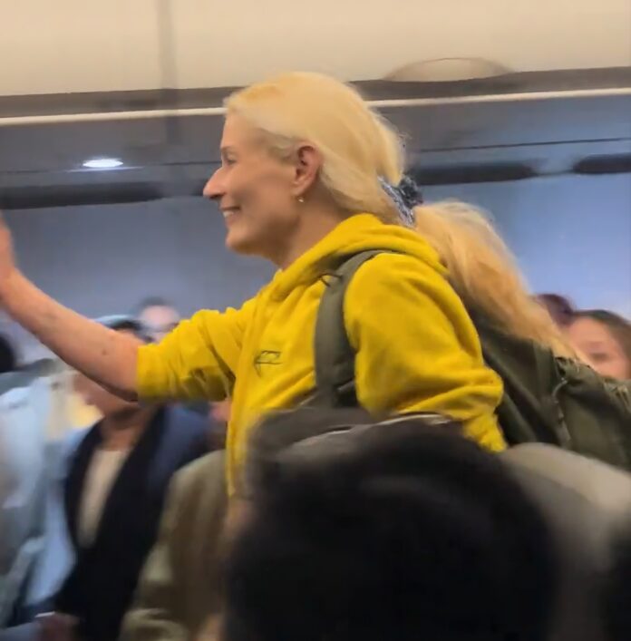 520dd376-e48c-426e-8b83-825317257aae