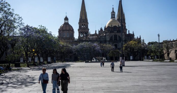 6eb01ebc-b198-44c1-bd47-8ef78af8ebb1