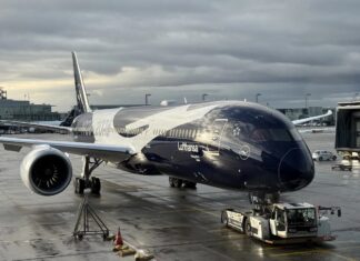 Lufthansa Відзначає Сторіччя Яскравим Новим Забарвленням Літаків