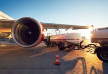 Ціни на нафту перевищили $100: Вплив на подорожі та авіакомпанії