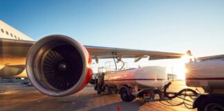 Ціни на нафту перевищили $100: Вплив на подорожі та авіакомпанії