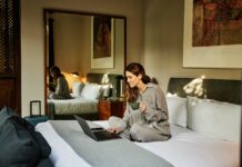 ExpertFlyer vylepšuje nástroje pro elitní členy American Airlines pomocí nových funkcí a cenových plánů