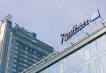 Зрушення у туристичній галузі: стійкість Саудівської Аравії, зростання в Індії та прогалини у лобіюванні в США