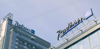 Зрушення у туристичній галузі: стійкість Саудівської Аравії, зростання в Індії та прогалини у лобіюванні в США