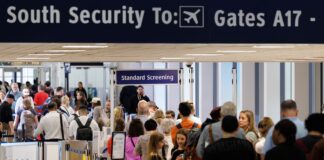 Зарплати співробітників TSA відновлено на тлі хаосу в аеропортах, насувається кадрова криза