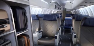 United Airlines Переконфігурує Регіональні Літаки для Преміального Досвіду та Стратегічної Переваги