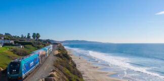 Каліфорнійські залізничні подорожі узбережжям: 7 поїздок на вихідні поїздом