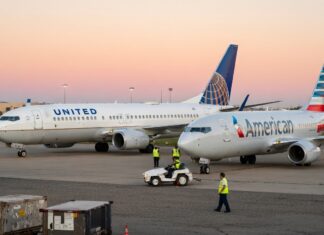 Злиття United і American: регуляторне мінне поле та загроза майбутніх поділів
