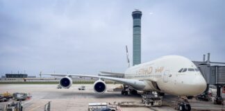 Глобальна нестабільність та зростання цін: як американці змінюють свої плани на подорожі