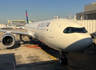 Глава Delta натякає на майбутню консолідацію авіакомпаній: чому зростання цін на пальне може спровокувати переділ ринку