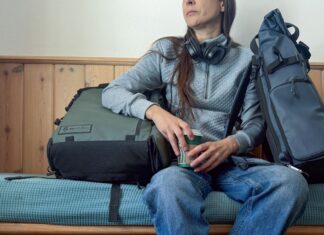 Великі суперечки про рюкзаки: чому один вірусний тревел-пак розділив експертів
