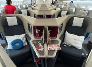 Cathay Pacific Відновлює Прямі Рейси Між Сіетлом та Гонконгом