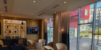 100 доларів Citi AAdvantage Globe Card Splurge Credit: як використовувати та відповідні продавці