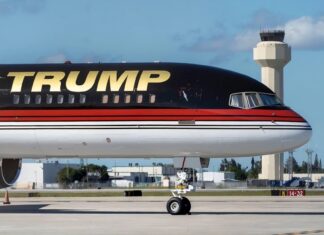 Pengabaian Bandara Trump dari United Airlines: Mengapa Memo Itu Bersifat Internal, Bukan Resmi