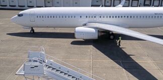 Правительство США приобретает собственный авиапарк для депортаций. Арифметика не сходится