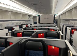 Как пассажир Delta заполучил апгрейд в бизнес-класс Delta One за $17